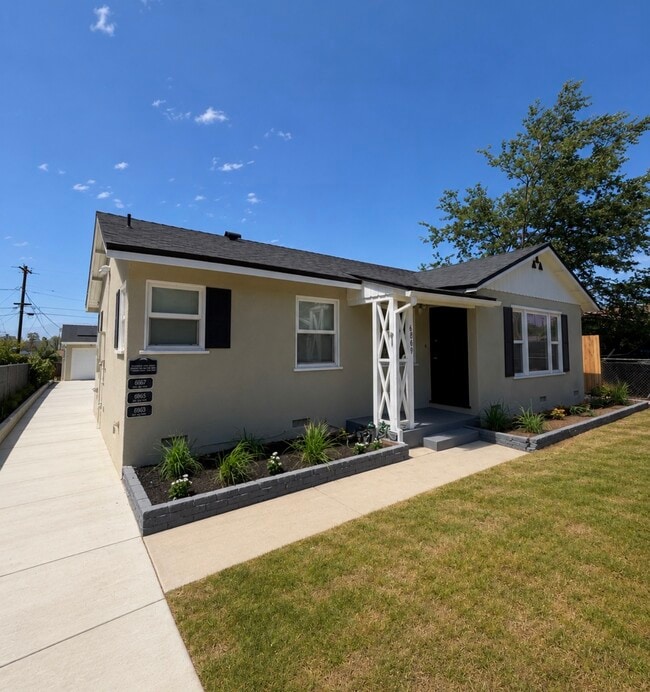 Building Photo - 6869 Marguerita Ave