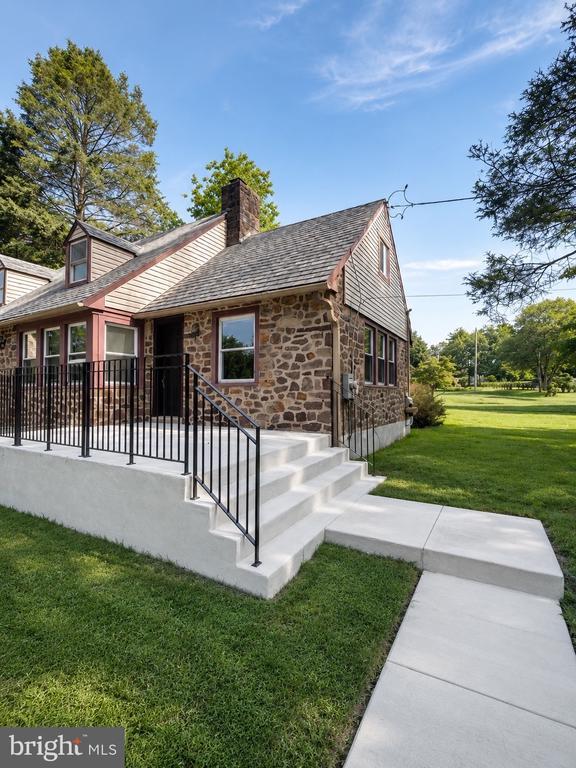 Building Photo - 612 Bustleton Pike