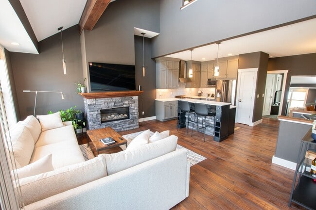 Building Photo - Experience Elevated Living with West Bay V...