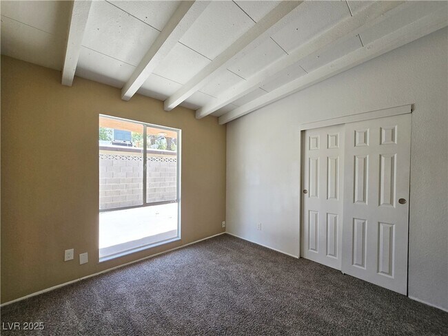 Building Photo - 713 N 18th St