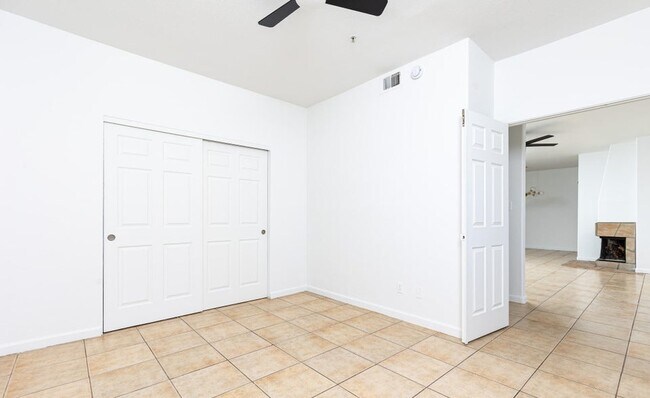 Building Photo - 11333 N 92nd St