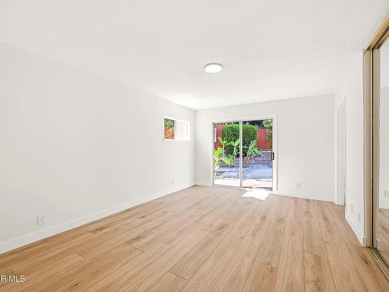 Building Photo - 1492 Mandalay Ct
