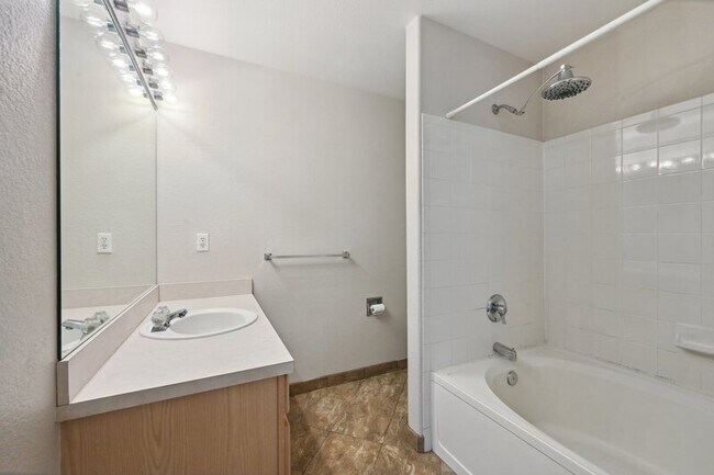 Building Photo - 2434 W 82nd Pl