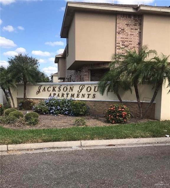 Primary Photo - 3703 S Radisson Ave