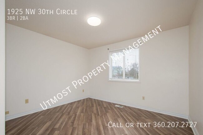 Building Photo - Cozy Prune Hill 3BD On Quiet Cul-de-sac In...