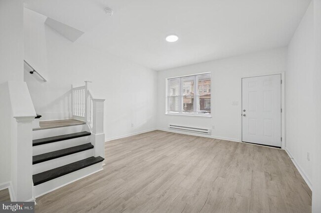 Building Photo - 2928 N 27th St