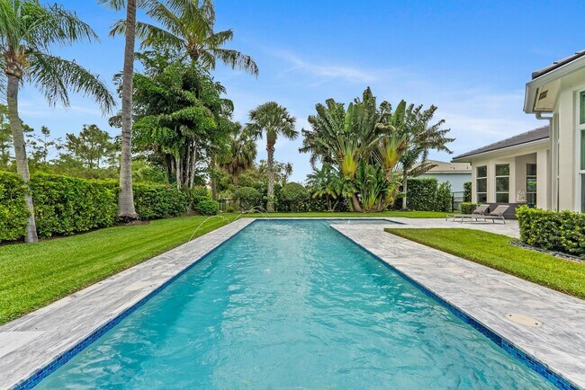 Building Photo - 7737 Preserve Dr
