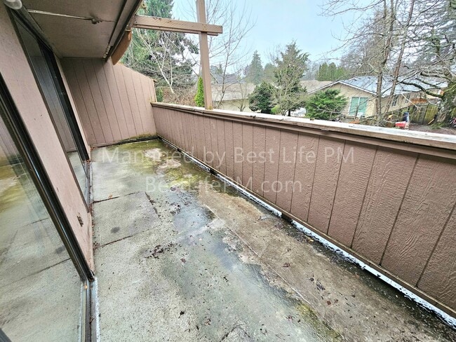 Building Photo - 603 SE 148th Ave