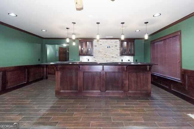 Building Photo - 5166 Wheeler Dr