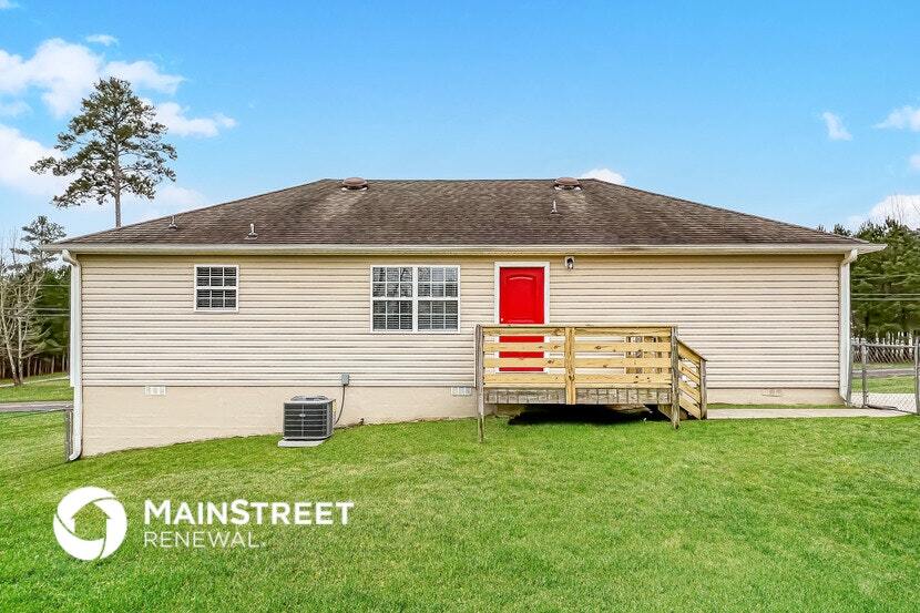 Building Photo - 695 Deans Ferry Rd