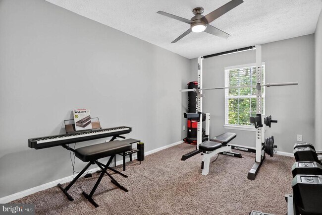 Building Photo - 8031 Brookstone Ct
