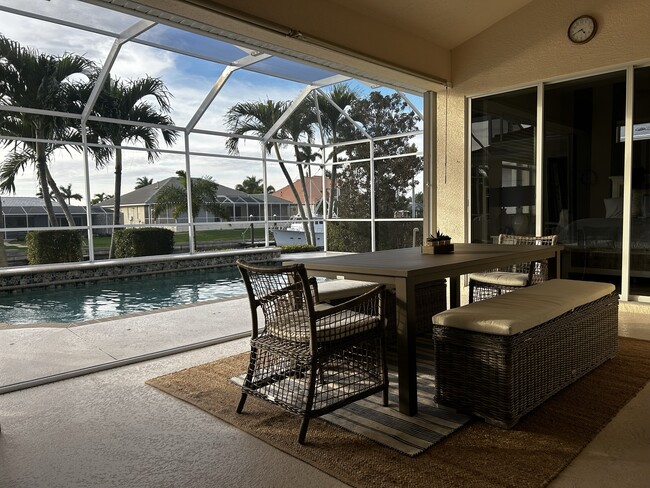 Outdoor Dining Space - 43 Tropicana Dr