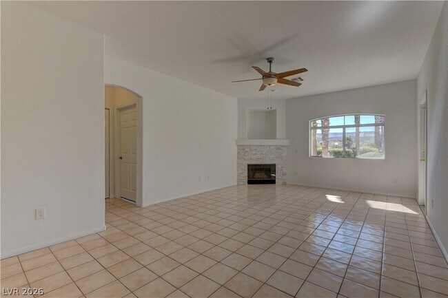Building Photo - 3320 S Fort Apache Rd
