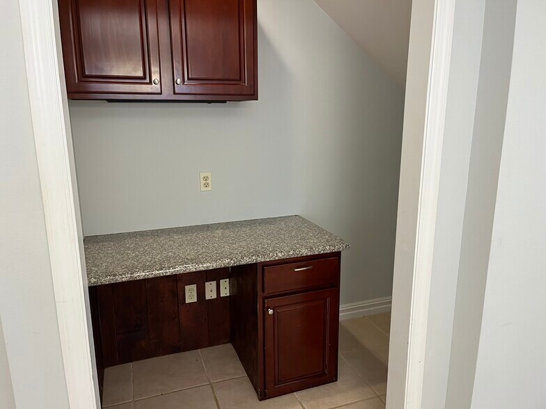 Desk area - 6803 Louisville St
