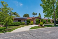 Building Photo - 465 El Rancho Vista N