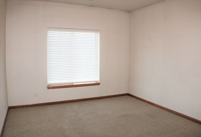 Building Photo - $1,325 | 2 Bedroom, 2 Bathroom Condo | Pet Friendly* | Sublease* | Available for July 1st, 2026 M...