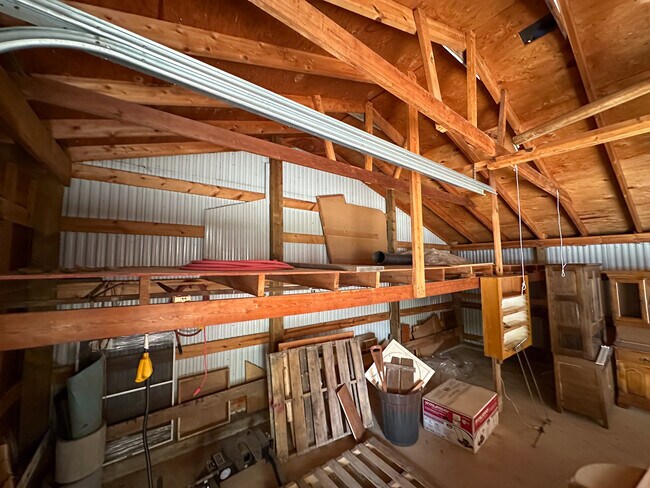 Building Photo - 1208 Baker Ave