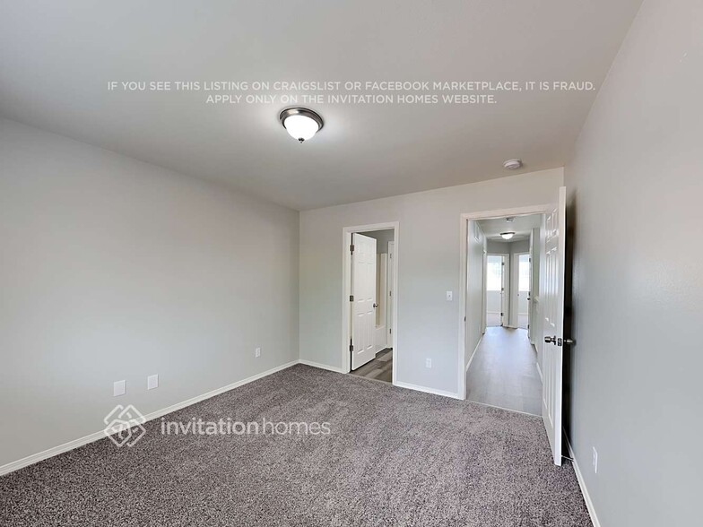 Building Photo - 1906 111th Dr SE