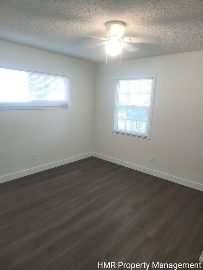 Building Photo - Beautifully Updated Single-Story Home