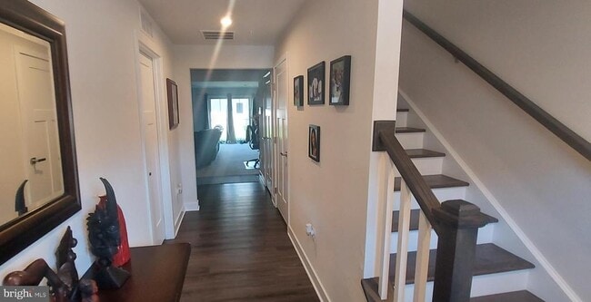 Building Photo - 3611 Flatwoods Dr
