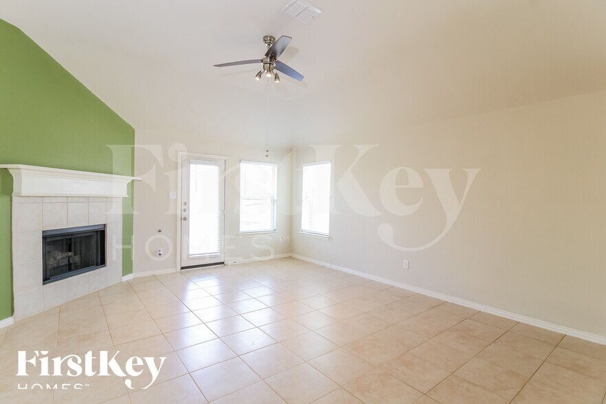 Building Photo - 2865 Evening Mist Dr