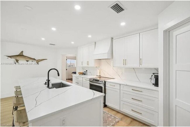 Building Photo - 444 N Barfield Dr