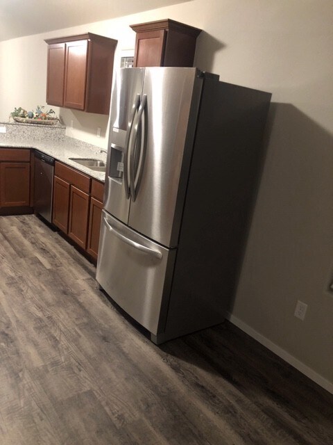 Building Photo - 5002 W Claxton Cir