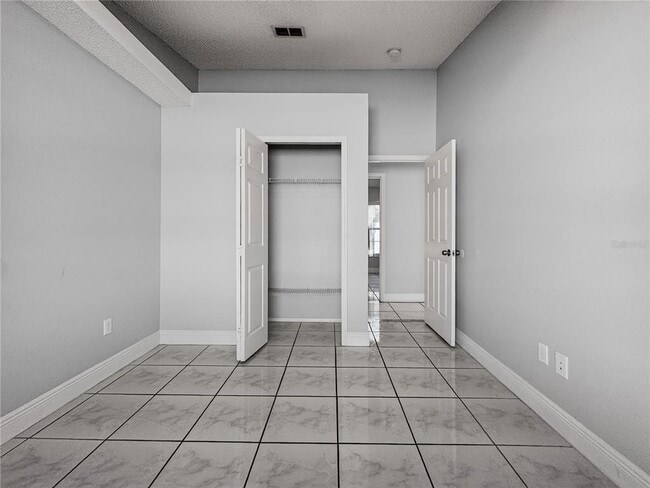 Building Photo - 2905 Colleen Cir