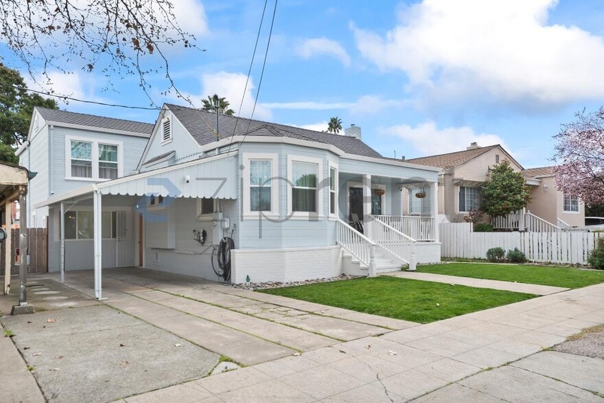 Building Photo - 1337 Acacia St