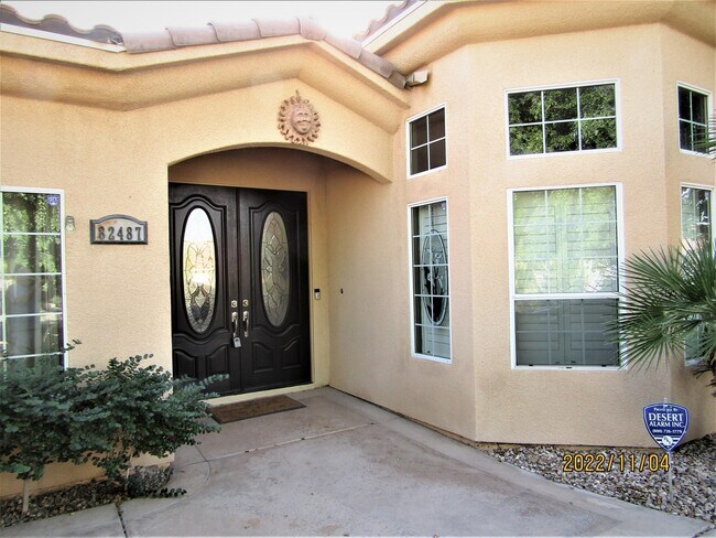 Building Photo - 82487 Bogart Dr