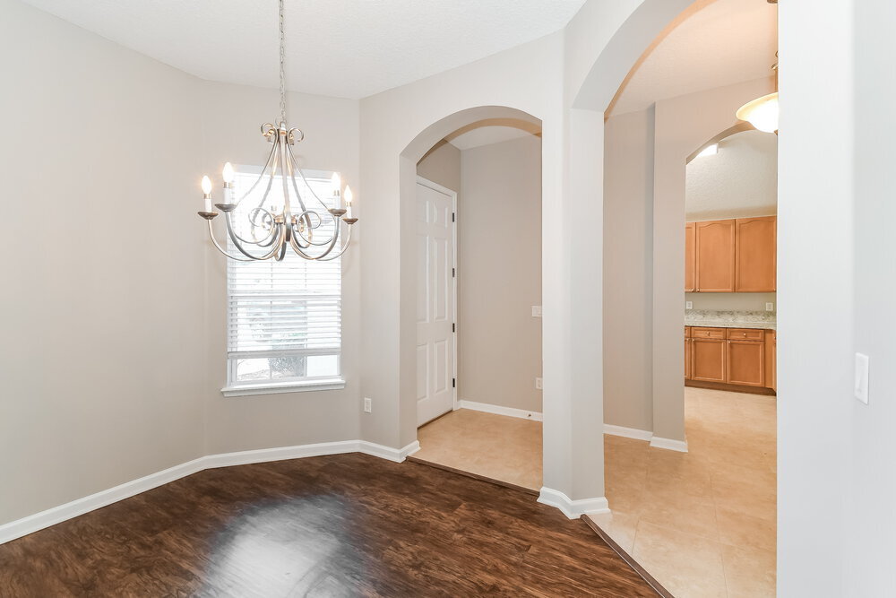 Building Photo - 875 Woodbridge Hollow N