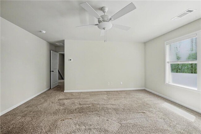 Building Photo - 290 Fox Crk Dr