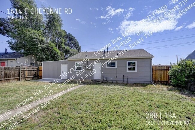 Building Photo - 1614 E Cheyenne Rd