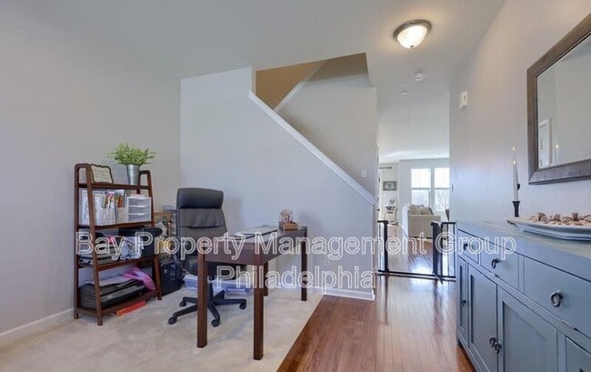Building Photo - 274 Kestrel Ct