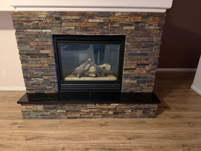 Building Photo - 79 Casa Del Fuego St