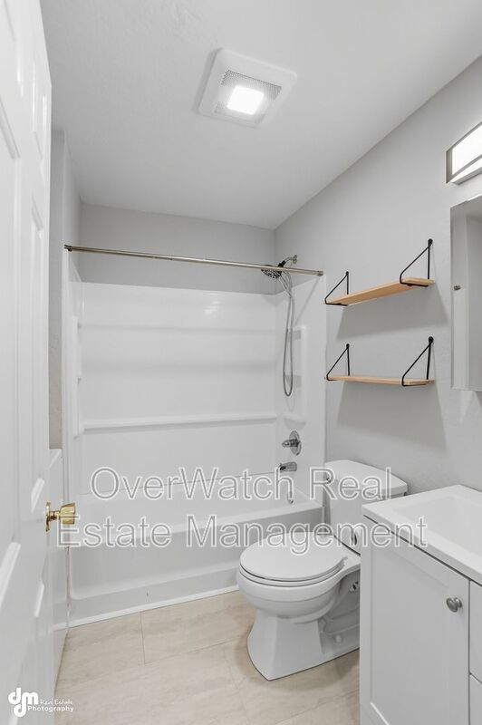 Building Photo - 8609 Augusta Cir
