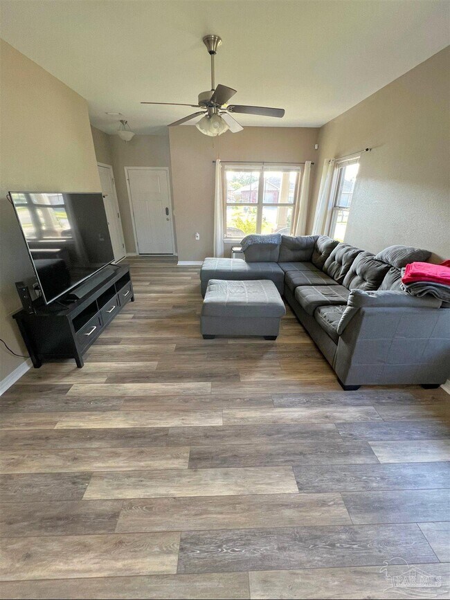 Building Photo - 5798 Corkscrew Ct