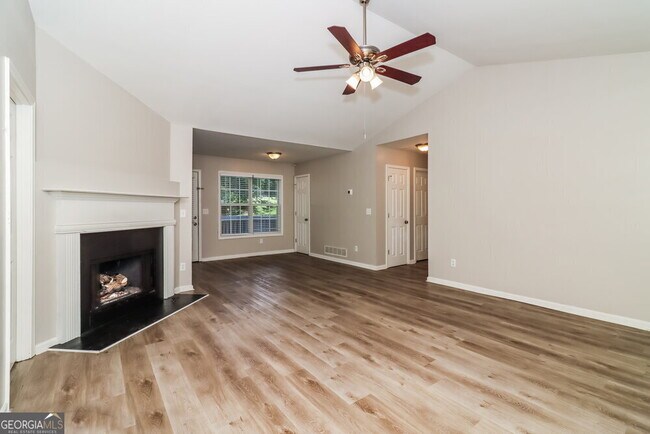 Building Photo - 7858 Nebo Rd