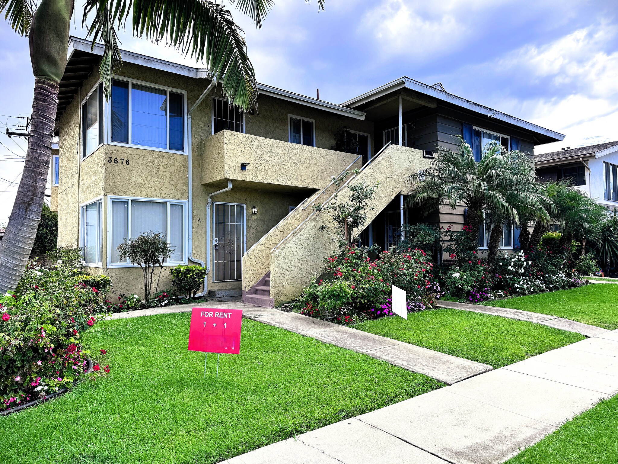 Building Photo - 3676 Redondo Beach Blvd