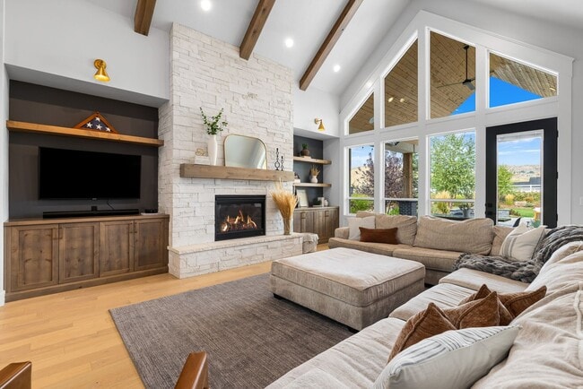 Building Photo - 7940 W Mirror Pond Dr