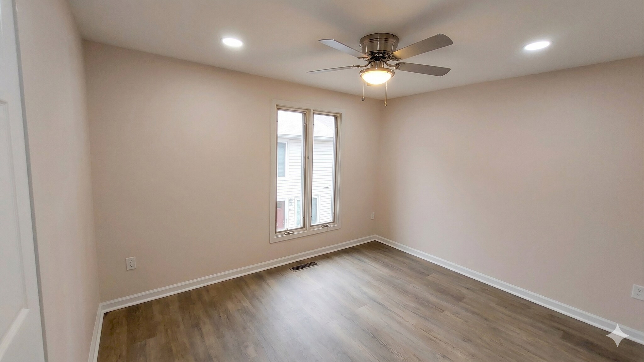 Building Photo - 971 S Taylor St