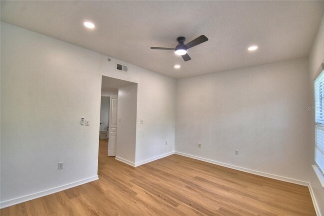 Building Photo - 660 Celebration Ave