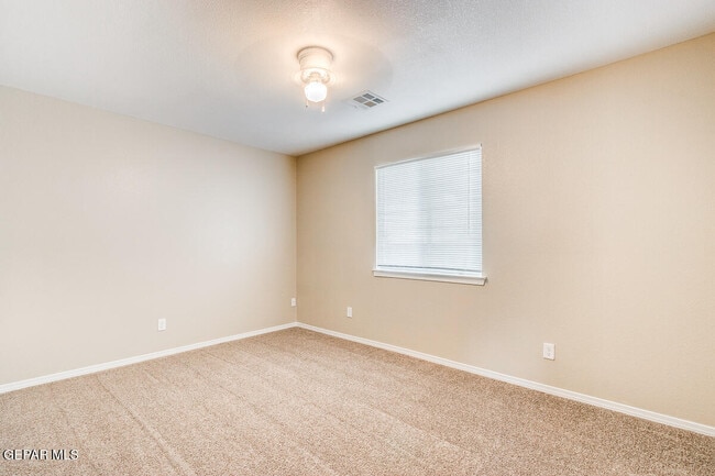 Building Photo - 13166 Kestrel Ave
