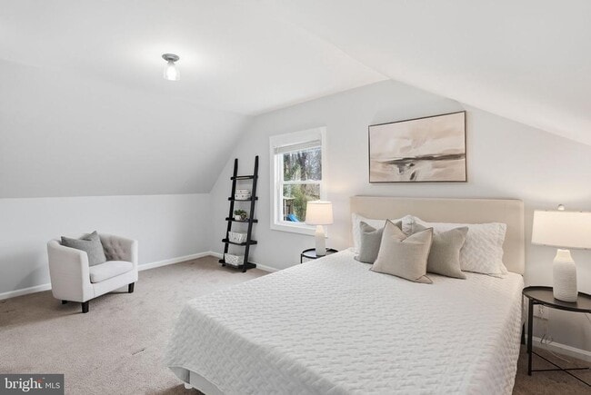 Building Photo - 5716 Crawford Dr