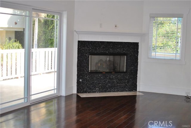 Building Photo - 804 N Irena Ave