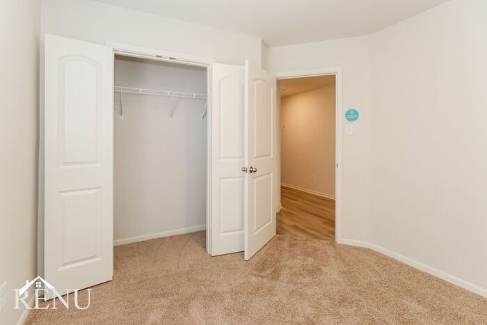 Building Photo - 25382 Cypress Bend Dr