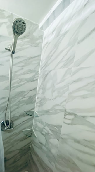 Building Photo - 28 Kenilworth Rd