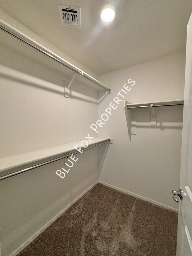 Building Photo - 8823 E Stone Meadow Cir