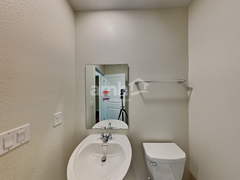 Building Photo - 4365 Seven Canyons Dr