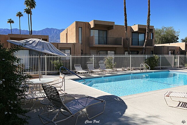 Building Photo - South Palm Springs,Furnished,Long Term